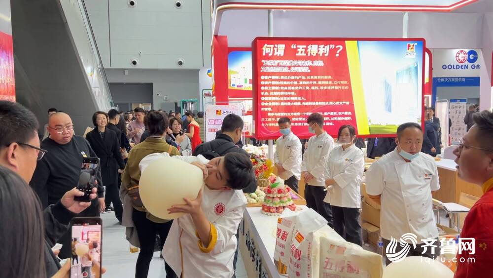 第十八届粮油食品产业博览会在滨州开幕3000多种产品集中亮相(图3)