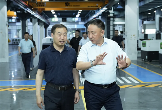 江苏省泗阳县委副书记、县长范德珩同志一行莅临粤铭激光集团调研(图8)