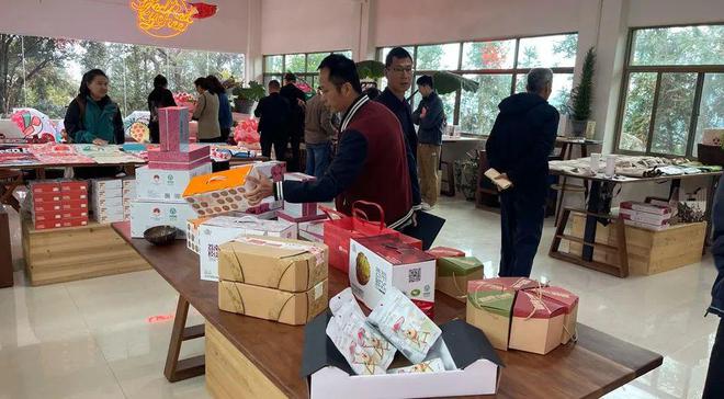 三产融合及新媒体营销助力荔枝产业发展经验交流会在惠东县举行(图4)