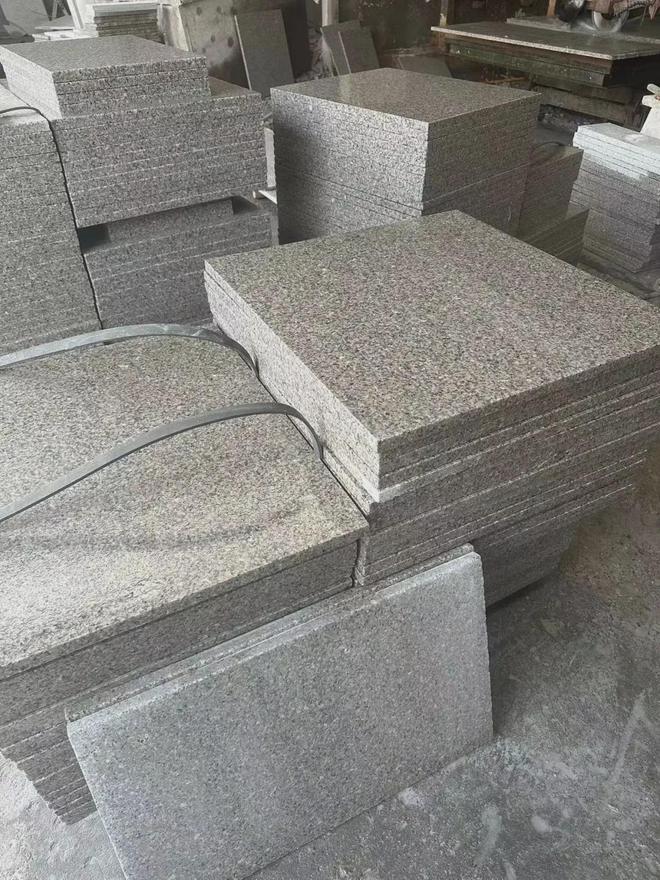黄锈石生产加工荔枝面光面厂家批发