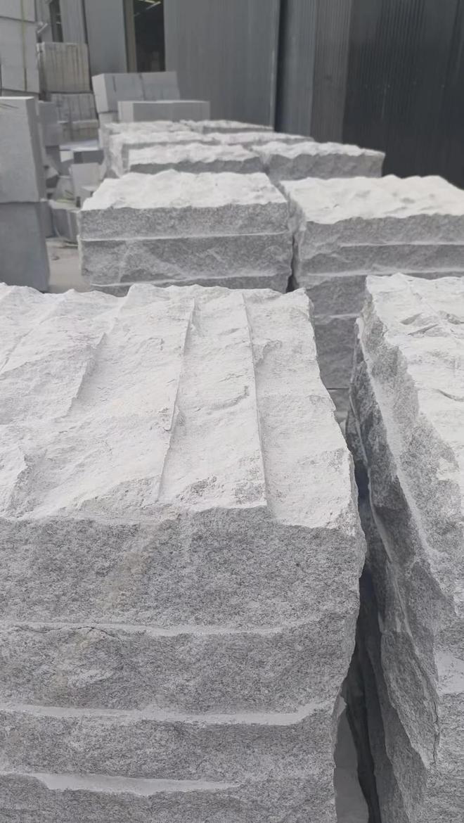 白麻石材大花细花白麻加工荔枝面火烧面(图7)