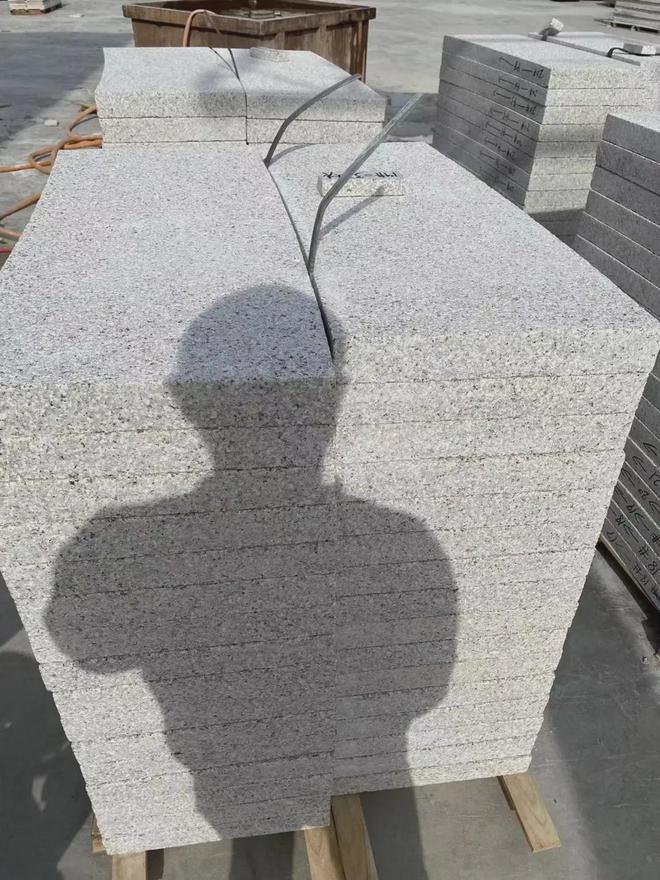 白色花岗岩大理石芝麻白30厚荔枝面加工厂家(图12)