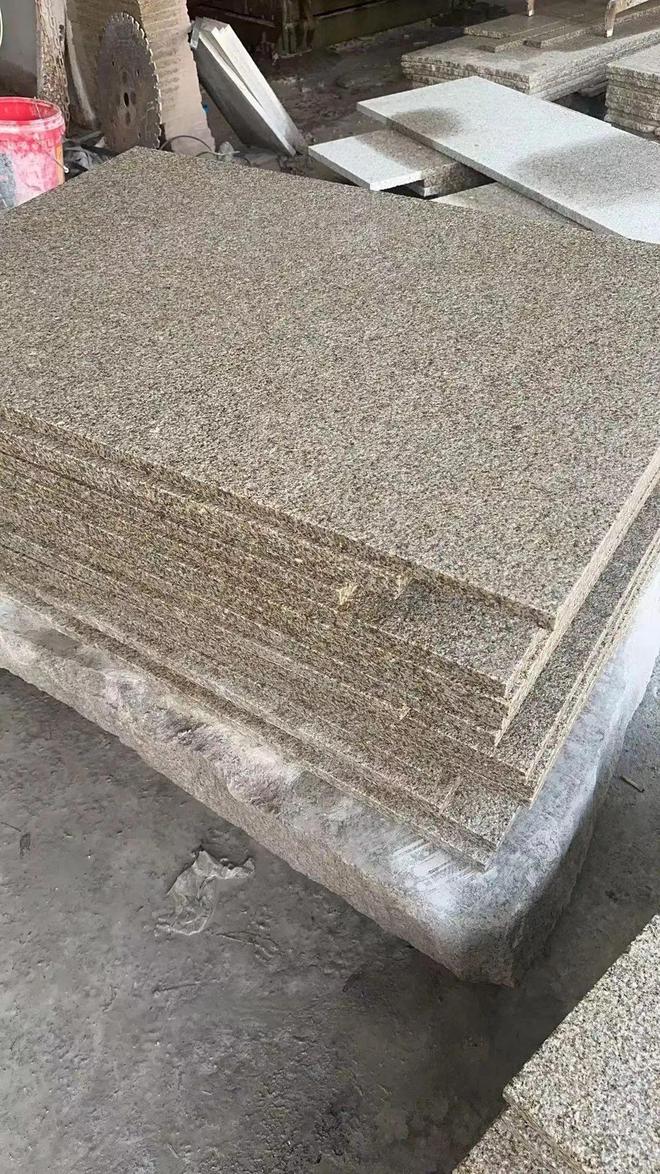 黄锈石厂家加工生产黄锈石荔枝面光面多少钱(图8)