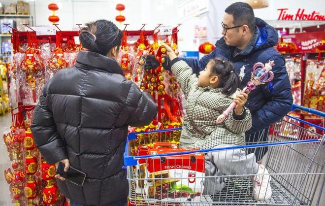 你发现没？今年买年货的人越来越少了4个原因太现实了(图3)