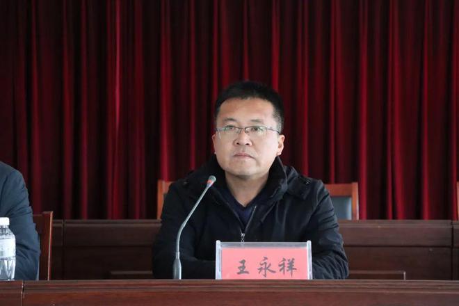 湖滨镇召开电气焊作业和施工安全警示培训会议(图2)
