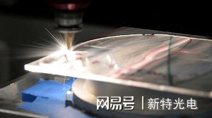 衍射光束整形优化激光玻璃切割工艺(图1)