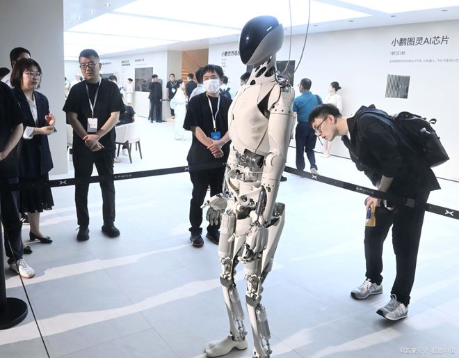 人形机器人展2025深圳国际人形机器人及技术展览会【】(图1)