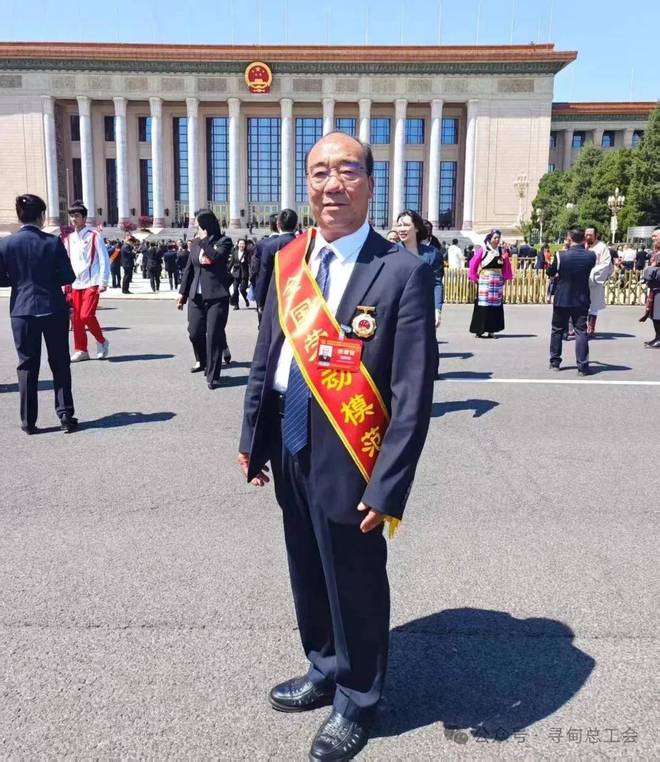 全国劳动模范胡荣海：30余载把小土豆做成大产业(图1)