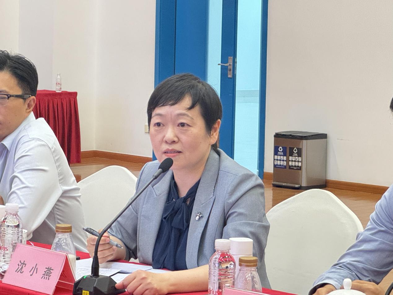 “我是股东”申万宏源证券走进光明乳业（600579）：见证一瓶好奶的诞生(图3)