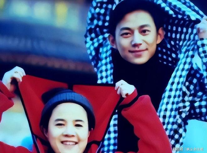 何炅担心的事发生了！年过半百无妻无子、拒绝退休现状让人深思(图2)